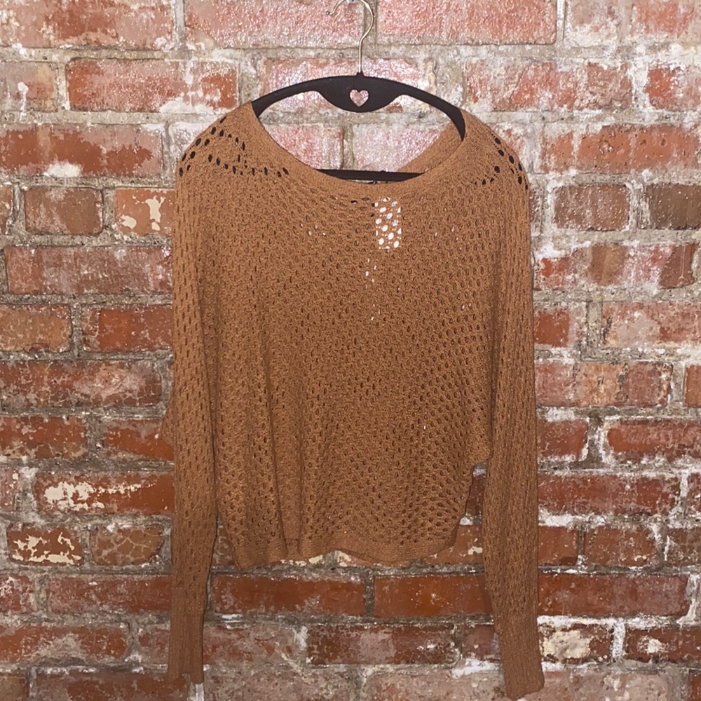 SUPER CUTE & STYLISH Express size XS long sleeve sweater camel